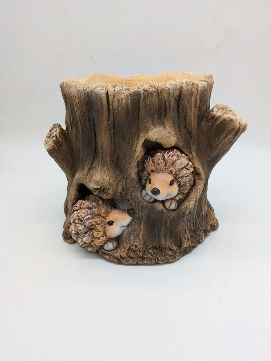 Esschert Design USPL018 Faux Wood Double Hedgehog in Log Planter