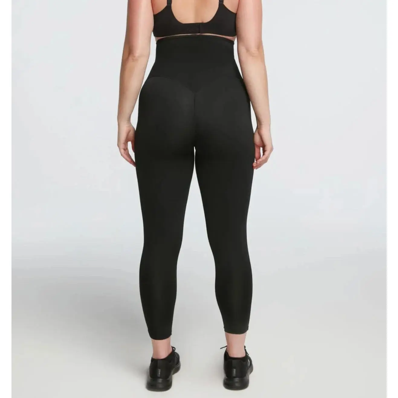 Sauna leggings Sweat it out with our sauna leggings