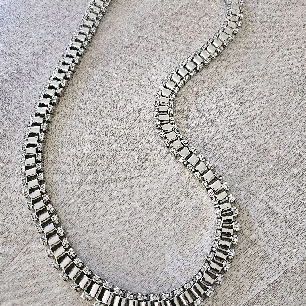 white gold plated sparkling chain necklace for everyday or occasionally wear, 22inch 10mm