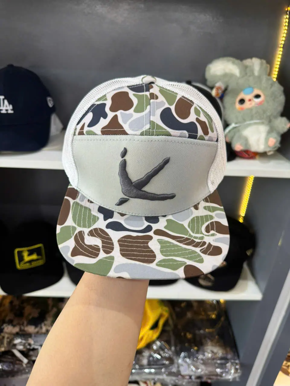Drake Hunting Camo Snapback Hat – Retro Embroidered Trucker Cap