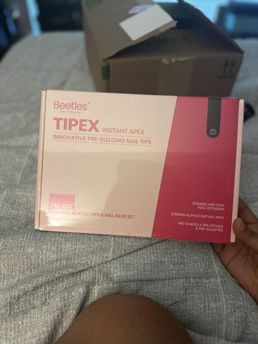 Item: 224 Pcs Tipex Long Square KIt with File