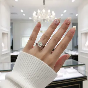 1.0 Ct Round Cut VVS1 Diamond Option Engagement Ring