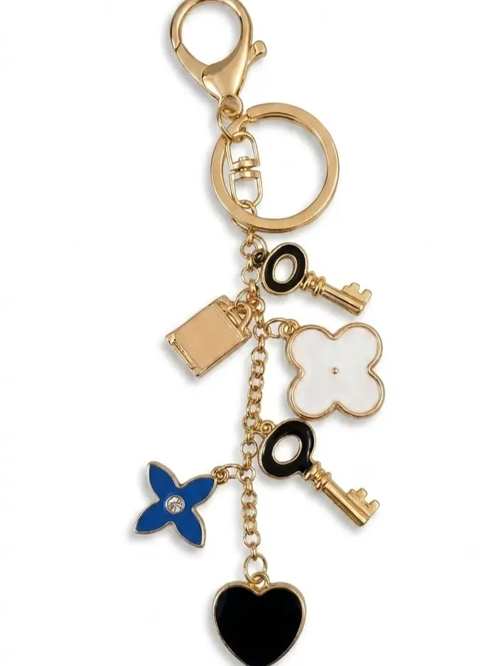 Luxury Floral Enamel Bag Charm for Women, Reversible Keychain with Dangling Clover, Heart & Key Pendants for Purses & Backpacks, Adults, Floral Designs, Backpack Charms, Handbag Charms