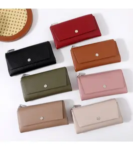 This wallet perfectly blends vintage flair with practical functionality! Crafted with a (lychee-grain) finish, it offers a luxuriously premium tactile feel; the flap-over design, paired with a magnetic closure, provides a reassuring sense of security.