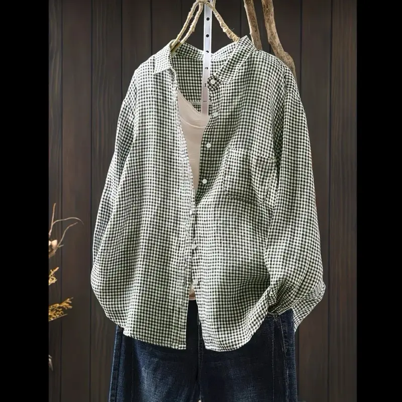 Loose Green Plaid Button Down Shirt Long Sleeve Versatile Casual Size 0Xl New  This loose green plaid button-down shirt features a classic collared neckline and long sleeves, making it versatile for casual occasions. Made from polyester knit fabric, this