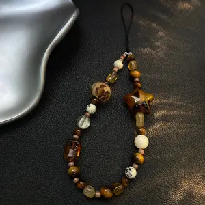 Leopard Print Amber Mobile Phone Chain, New Phone Lanyard, Short Design, Creative CCD Camera Pendant, Personalized Hanging Chain, High-end Feel, Phone Charm