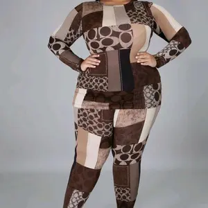 Plus Size Two-Piece Leggings Set