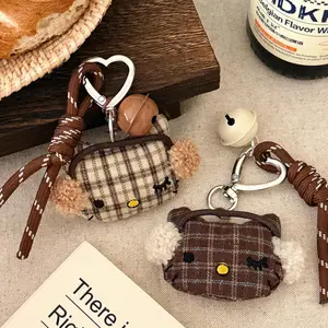 1/2 Pcs Sanrio Hello Kitty Retro Cute Kitten Decorative Pendant Keychain Accessories Backpack Fashion Small Pendant
