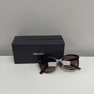 Pre-owned P26031849 Prada Sunglasses Dark Brown