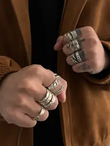 12 Pcs Vintage Feather Engraved Men's Ring Set, Street Style Stackable Rings, All Seasons Wear, Zinc Alloy Material, Plain Pattern