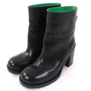 Pre-owned BOTTEGA VENETA Calfskin Small Leather Goods Cavallo Leather Boots