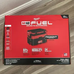 Milwaukee M18 FUEL PACKOUT 2.5 Gallon Wet/Dry Vacuum