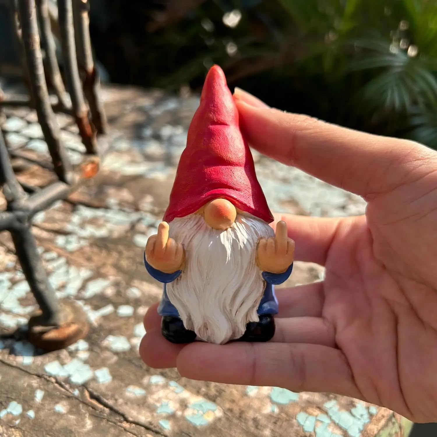 Funny Double Middle Finger Dwarf Gnome Resin Statue Novelty Outdoor Lawn Courtyard Ornament Creative Home Garden Landscape Decoration Resin Art Craft Decor