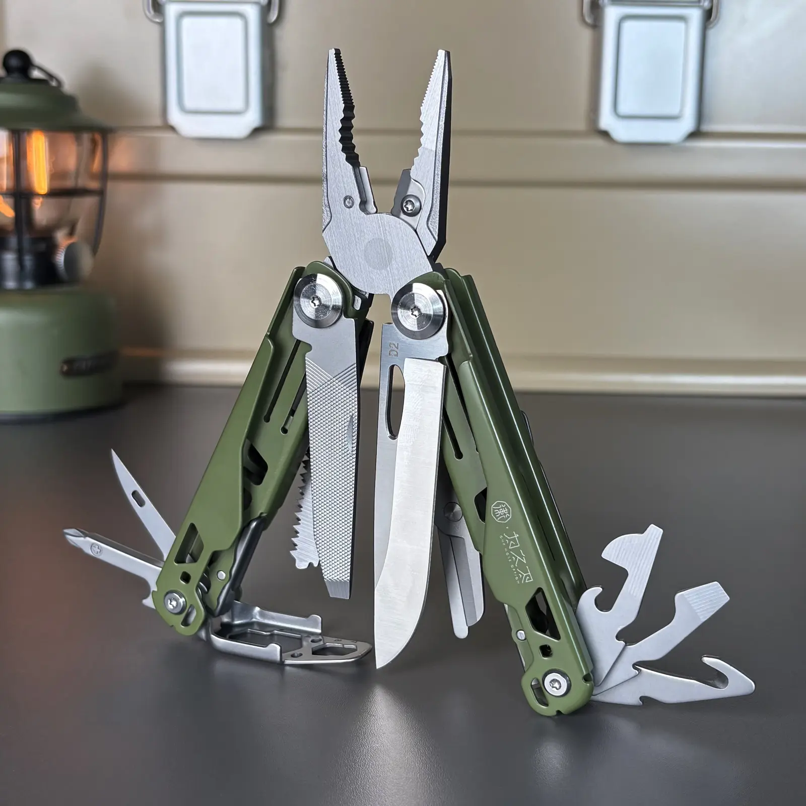 XHANDLE 19-in-1 Multitool with D2 Steel Folding Pliers Scissors Saw Bottle Opener Screwdriver EDC Pocket Tool for Outdoor Camping Home Repair