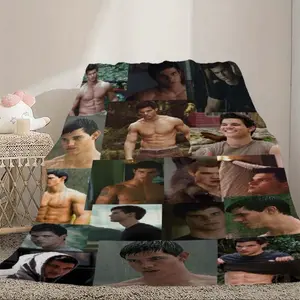 Twilight Jacob Black Character Blanket, Soft Flannel Wrinkle-Suitable for beds and sofas can also be given as a gift, Perfect Gift for Twilight Fans, Iconic Role for Twilight Saga