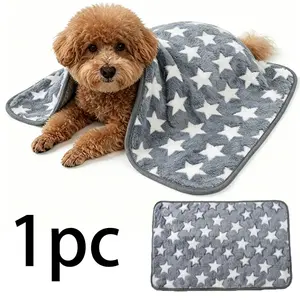 Soft Warm Pet Blanket for Cats and Dogs, Comfortable Cover for Small Pets, Anti-Cold Design for Sleep and Rest, Ideal for Medium-Sized Pets