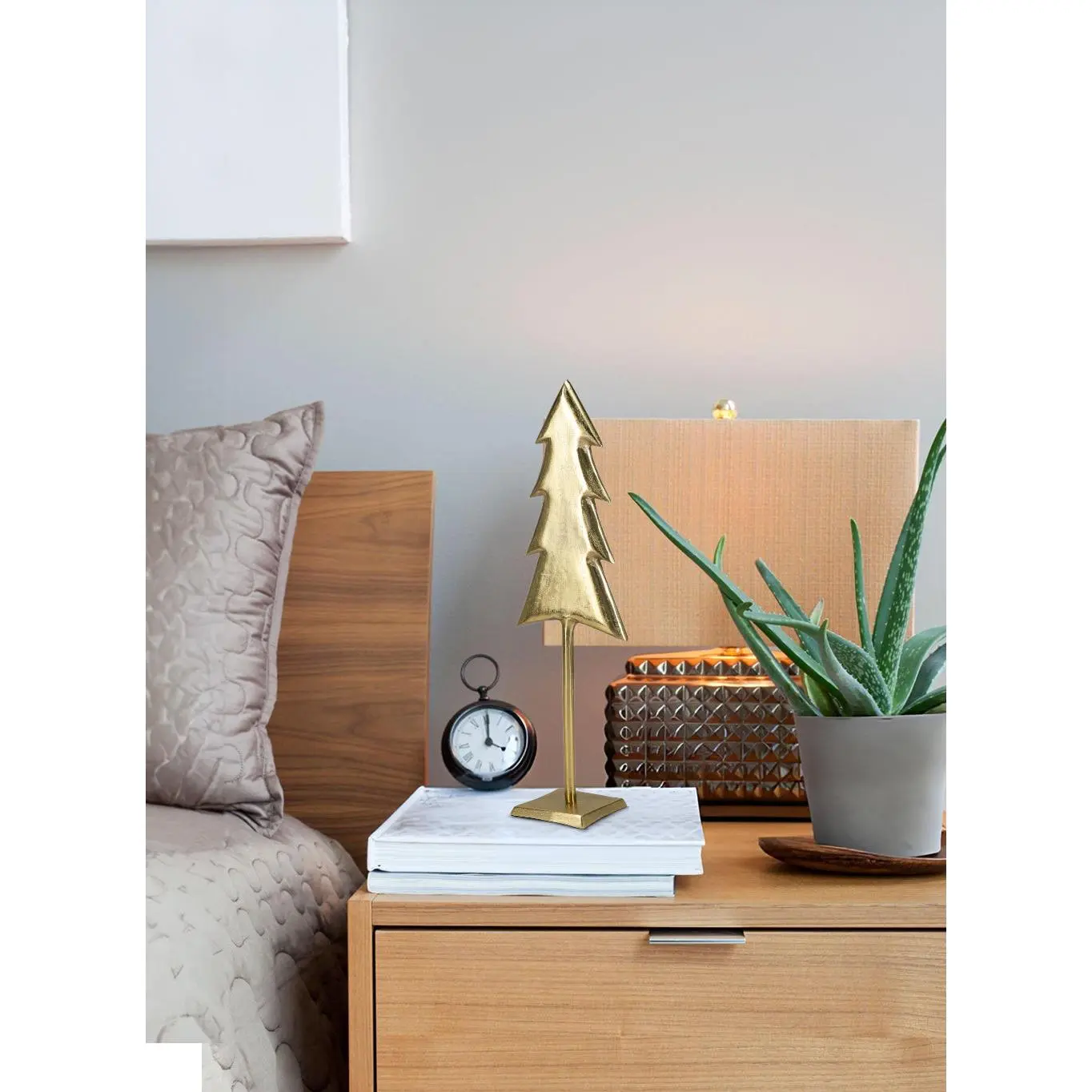 Gold Christmas Tree Decor Collection
