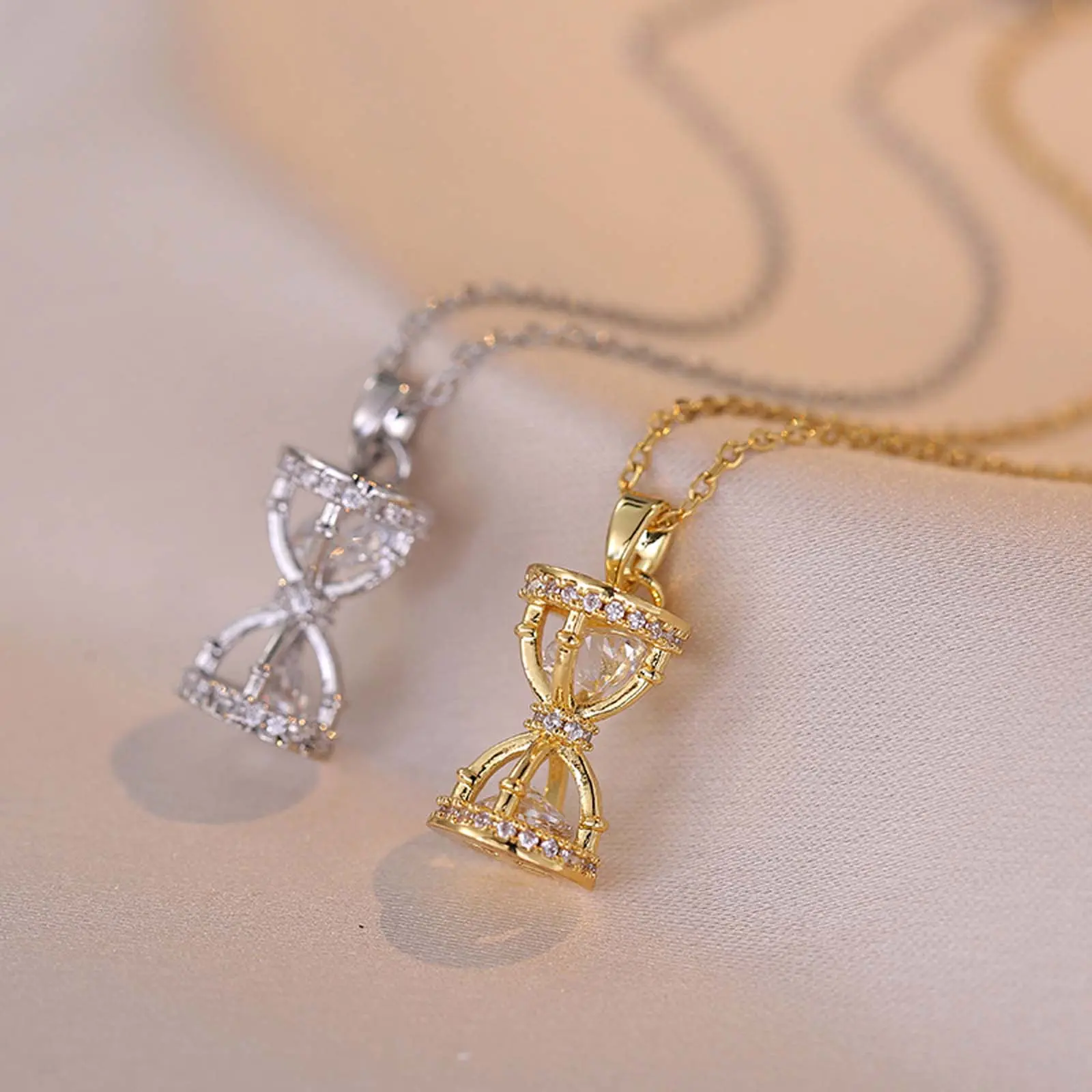 Zircon hourglass necklace golden/silver y2k girls clavicle necklace daily jewelry gift