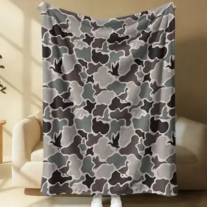 Grey Duck Hunting Camouflage Print Flannel Throw Blanket, Waterfowl Camo Pattern Blanket for Summer Air Conditioner Room, Multi-use Lightweight Cozy Blanket for Bed Sofa Cover Office Nap Car Camping Travel