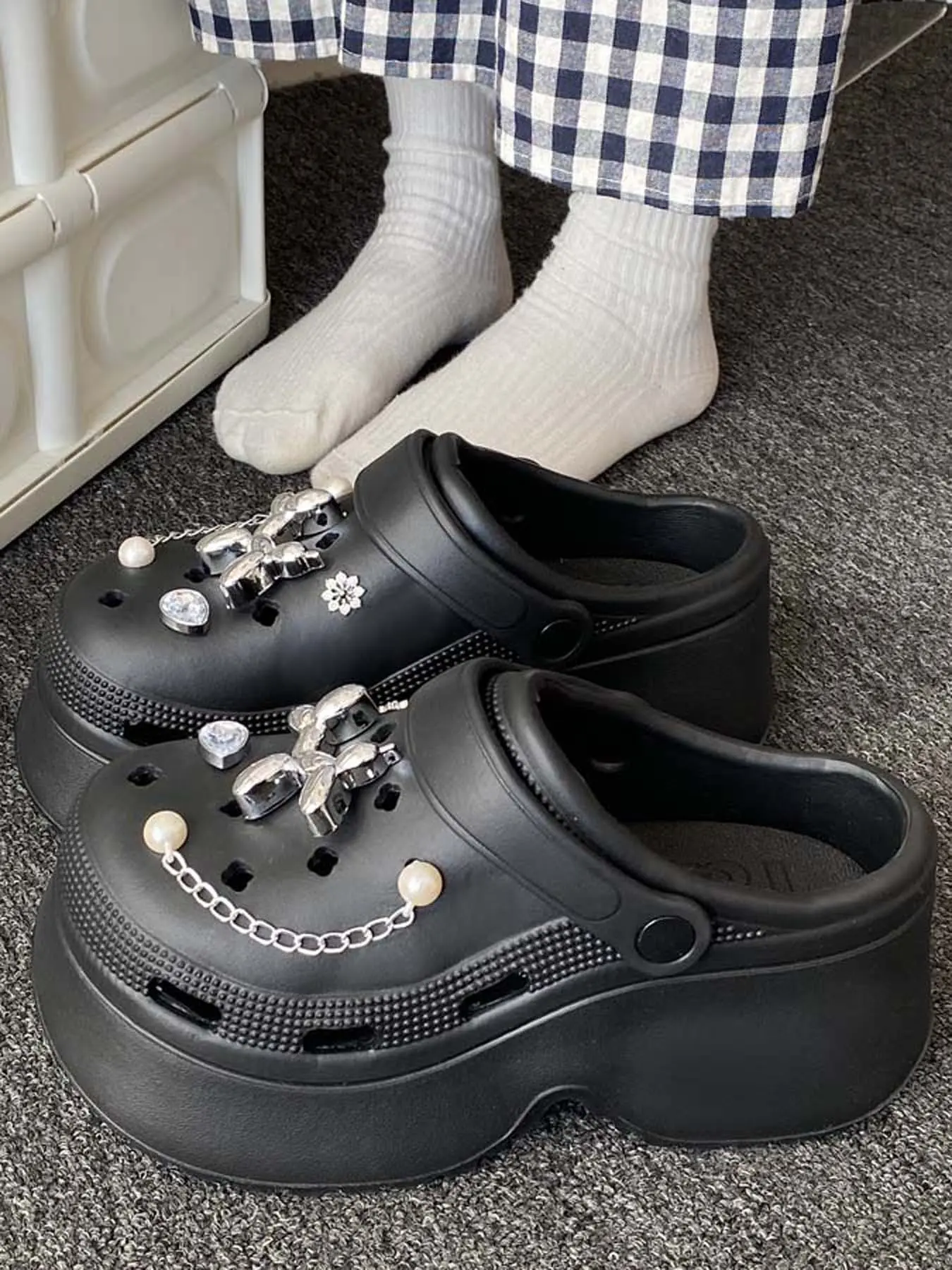 2026 New Thick Sole Height-Boosting Holey Shoes for Women, Summer Outdoor Wear, Eva Soft Bottom, Comfortable Lazy Two-Wear Beach Sandals, Eva Beach Slippers, Thick Soled Slippers