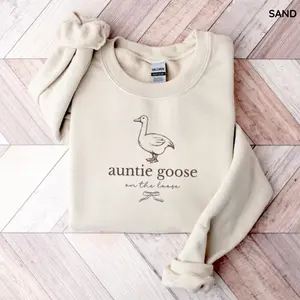 Funny Auntie Sweatshirt for New Aunt, Coquette Goose Auntie Sweater, Cute Auntie Gift from Niece,  Auntie Crewneck Sweatshirt