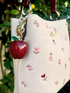 Cute Apple Design Keychain, Fashionable Glittering Keychain for Women & Girls, Trendy All-match Keychain for Birthday Gift, Keychain for Bags, Pendant Keychain