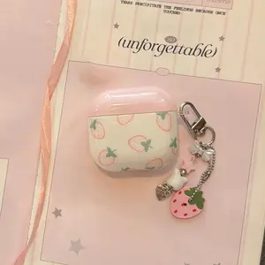 Strawberry Earphone Case for Apple AirPods Pro 3/2/4/3/2, Fashionable Women's Earphone Cover, Simple Design, Stylish Earphone Shell