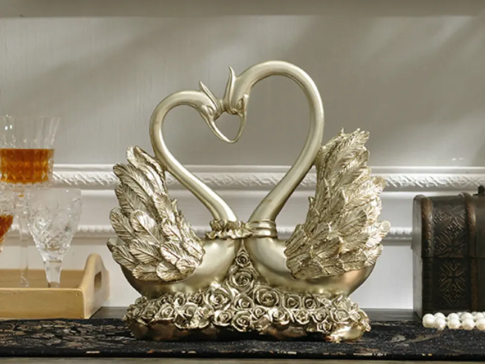 Porcelain Swan Lover Bird Couple – White Ceramic Figurine Pair for Shelf Décor