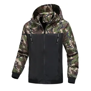 Trendsetting Men's Camouflage Utility Jacket Featuring Mixed Material Construction and Adjustable Hood for Stylish Urban Adventures