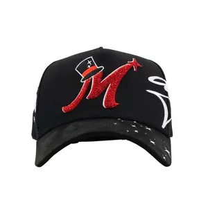 31 Hats x El Mago Collaboration Edition – Premium Streetwear Snapback Cap with 3D Embroidered “El Mago” Logo & Urban Magic Design for Men & Women.