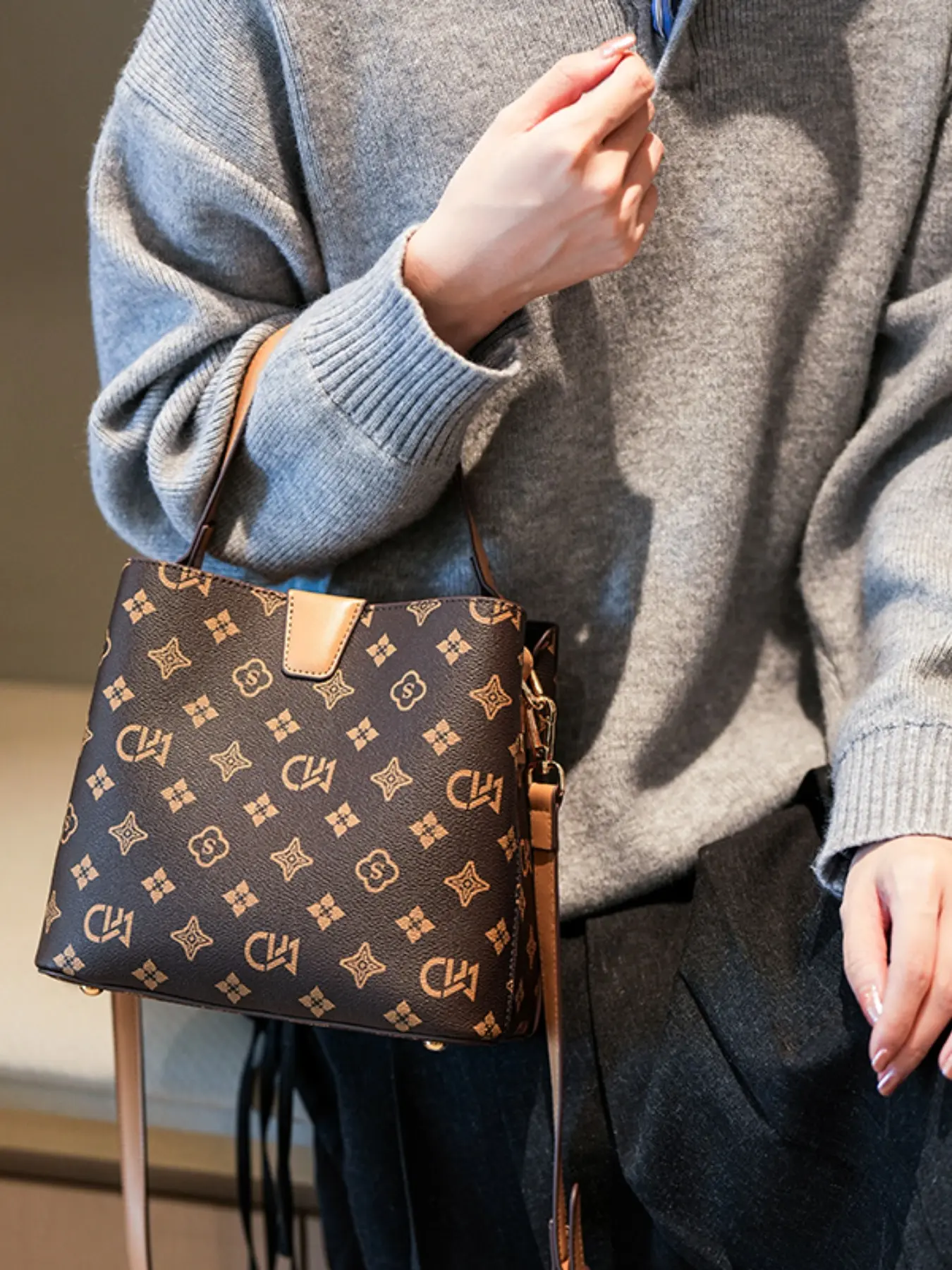 Vintage Luxury Water Bucket Bag, Fashionable Women's Large Capacity Crossbody Handbag, Casual Single Shoulder Bag, Versatile Shoulder Bags, Casual Shoulder Purse