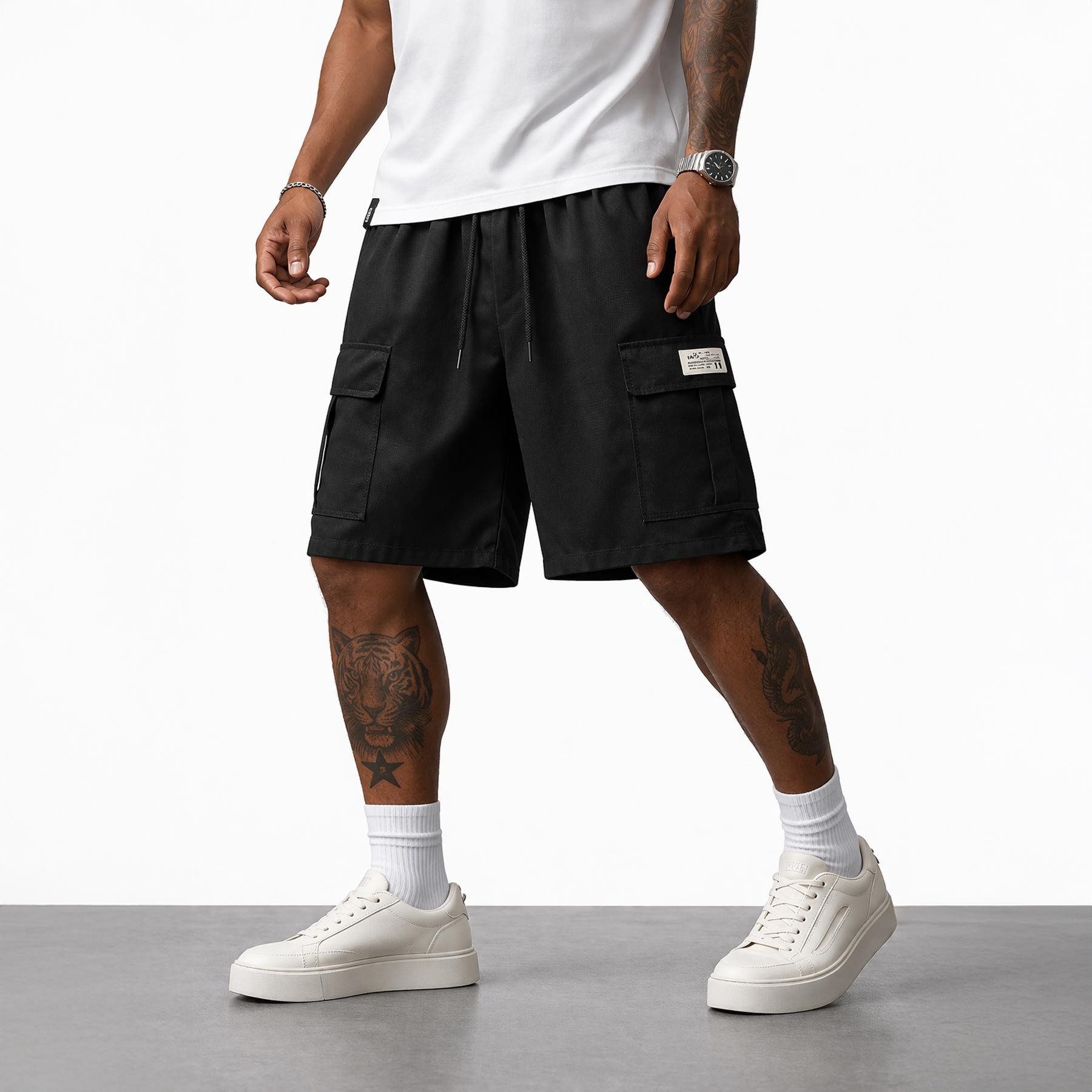 Men’s cargo shorts — heavyweight streetwear brand with multiple pockets, a loose fit that blends hip-hop urban style with practical workwear aesthetics. Suitable for everyday casual wear, fitness training, skateboarding, hiking and mountaineering, and var