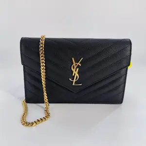 Pre-owned Yves Saint Laurent Leather Crossbody Bags Black Chevron Quilted Grained Envelope Small Crossbody Bag JV00274