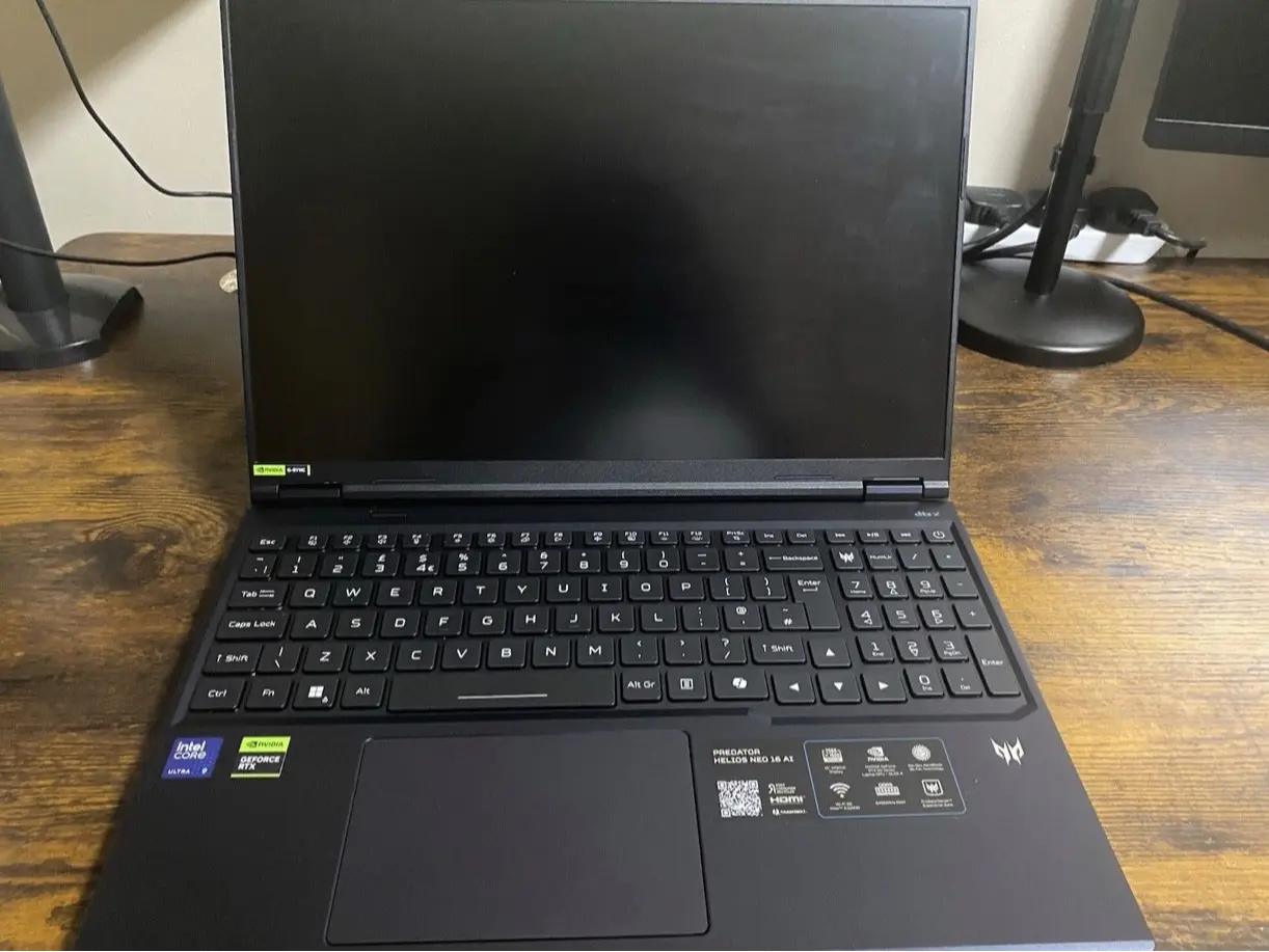 Acer Predator Helios Neo 18 i7-14700HX RTX 4070 16GB 1TB 165Hz Gaming-New