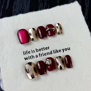 10pcs Autumn/Winter Melaudine style, hand-painted leopard print cat eyes, shiny gold accessories, Glitter nails, handmade fake nails, Ideal for travel photo-ops, New Year and Thanksgiving events