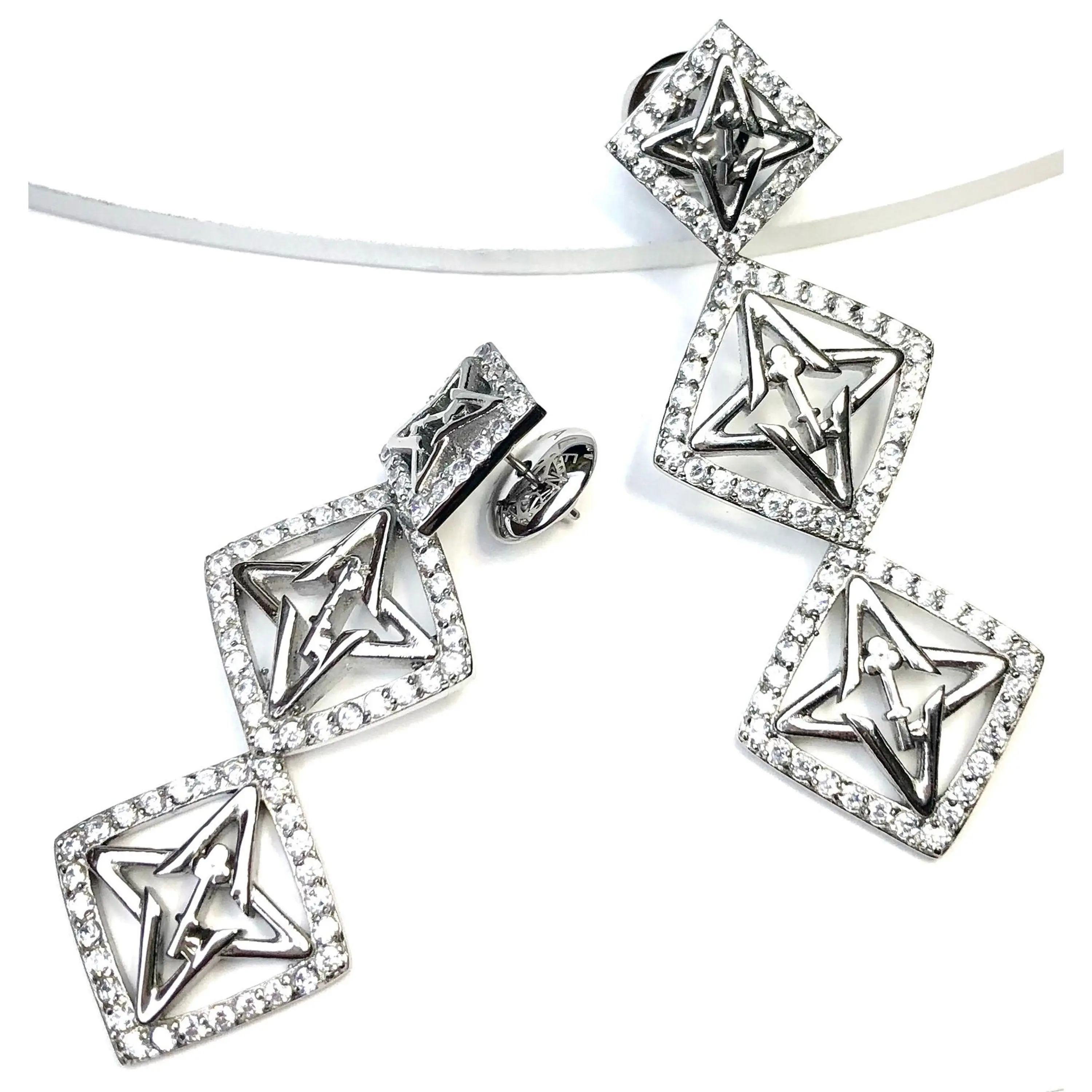 VALENCIA KEY Trinity Dangle Earrings Silver Tone Stainless Steel