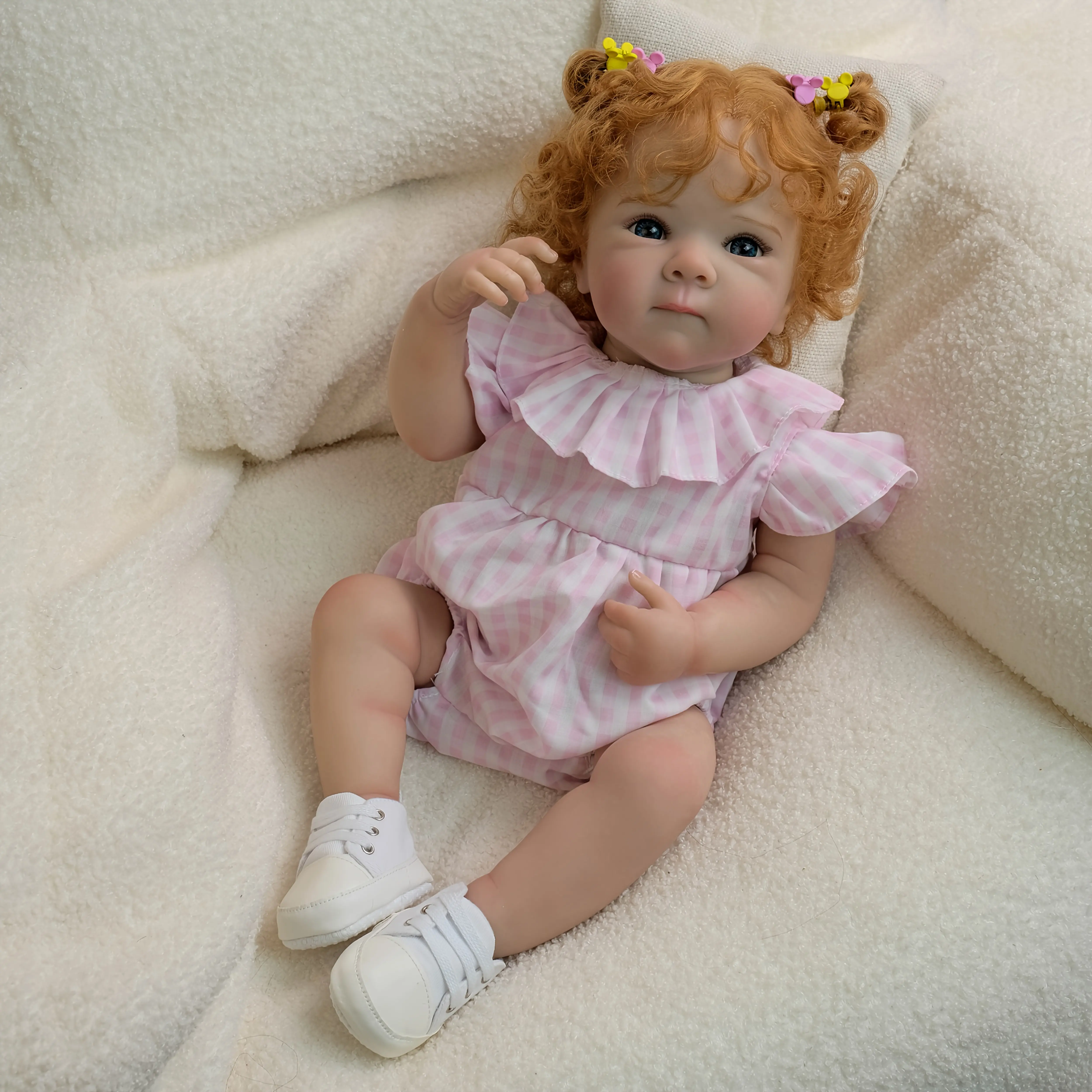 Reborn Kiss-55cm/22inch RebornBaby Dolls Realistic Soft Vinyl Lifelike Real Baby Doll Movable With Doll Great Gift For Kids,Birthday lovely Gift collection, look real life cute girl