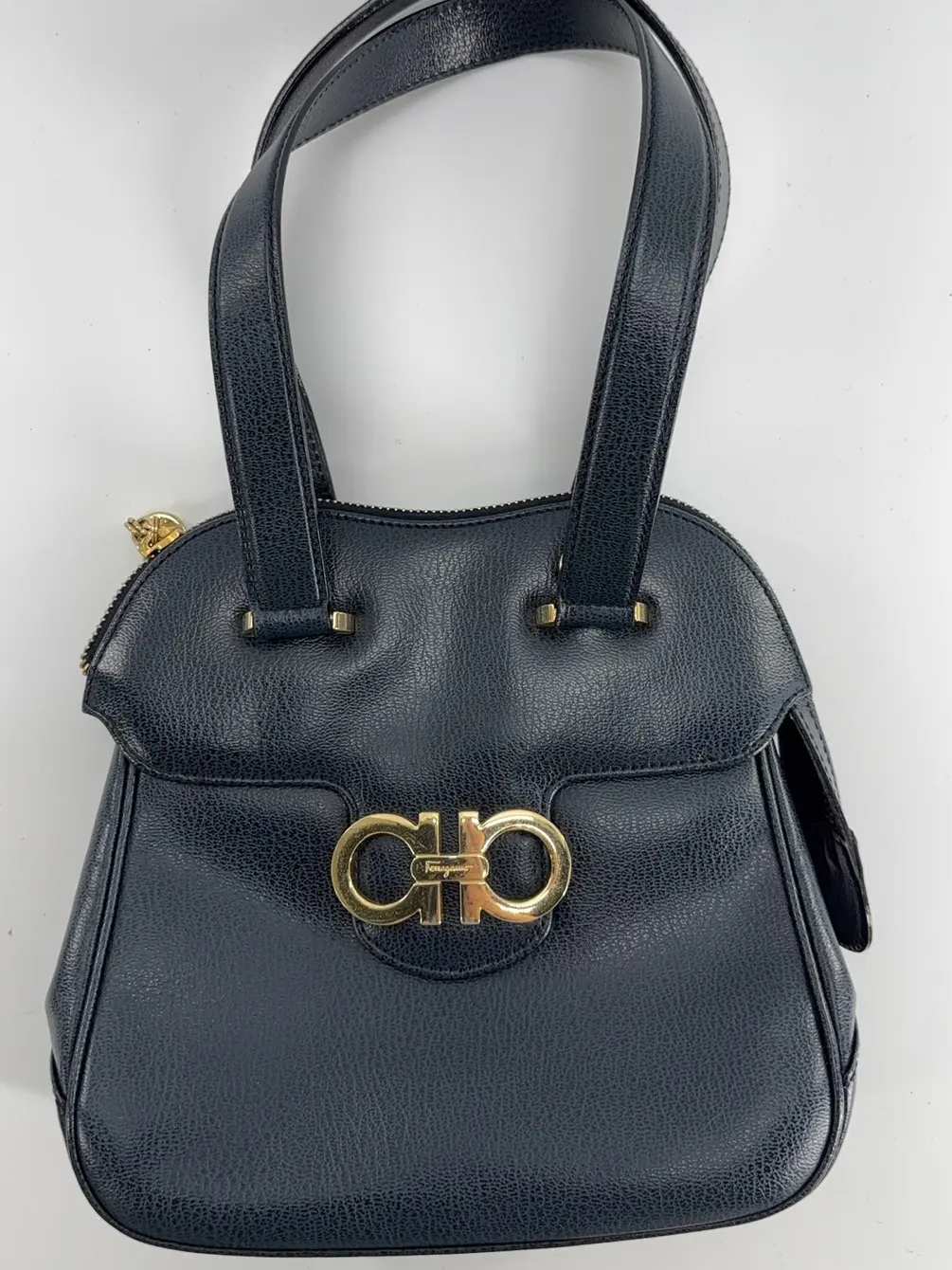 Pre-owned SALVATORE FERRAGAMO Vintage Navy Blue Grain Leather Gancini Gold Buckle Dome Handbag Top Handle Bag