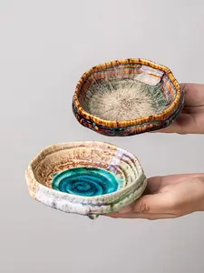 Ceramic Sushi Dish – Ice Cracked Glaze Round Plate for Restaurant & Home Dining