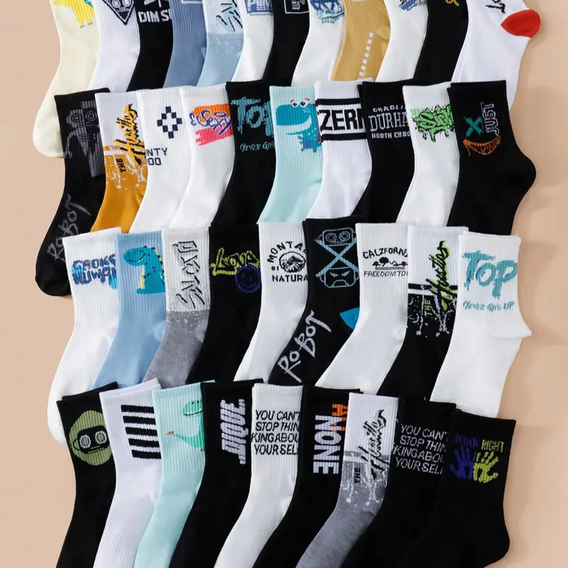 Men's Street Style Graffiti Letter Mid-Calf Socks, Letter Print Socks, 10 Pairs Random Design, Casual Daily Wear, Comfortable & Versatile, Casual Stylish Socks, Casual Fashion Socks