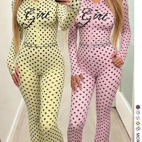 Lovelywholesale Us Womenswear Casual Polka Dot Crop Top Long Pants Set, Knit Clothing Sets, Four-Season Wear, Spring Style, Fitted Design, Natural Waist, Long Sleeves, Hooded Pants Set