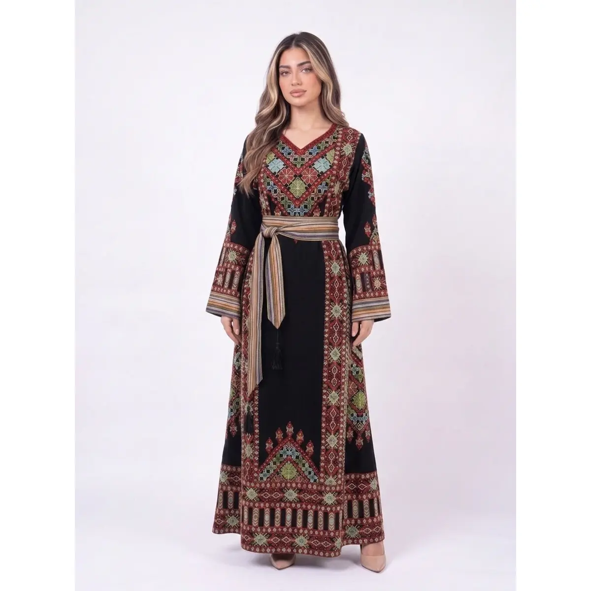 Baydaa Thobe    - Women's Embrodiered Traditional Thobe, Dress, Abaya, Perfect for Eid, Ramadan, Gifts for Her