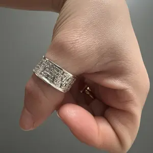 Elegant Silver Band Ring with Intricate Engraving for Men and Women Fashion Jewelry