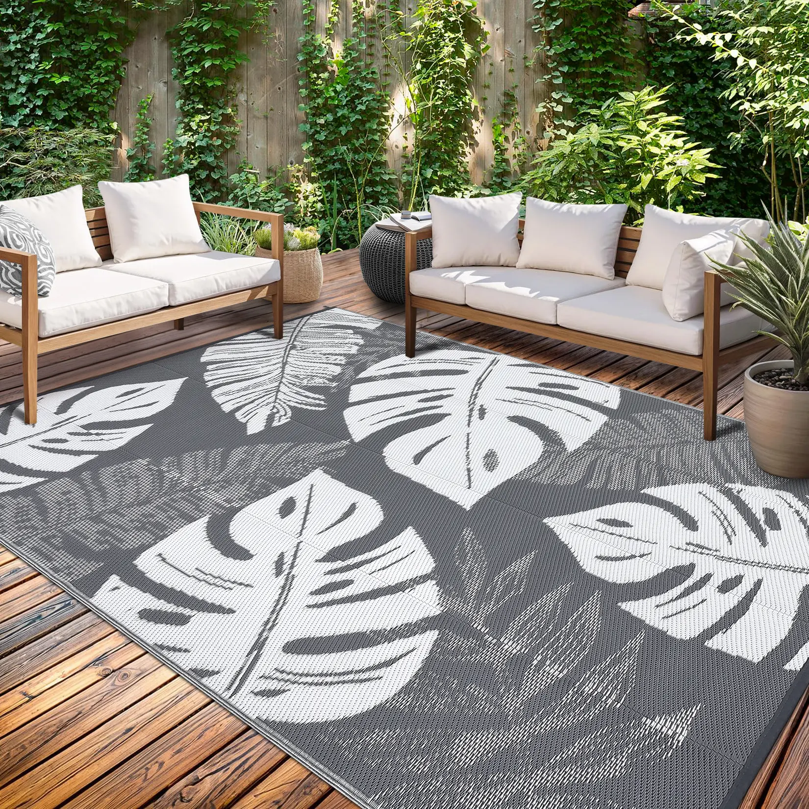 Outdoor Patio Rug， Waterproof Plastic Straw Rug Reversible UV Resistant Camping Mat, Leaf Foldable Lightweight RV Picnic Mat with Portable Bag, Modern Leaf Carpet for Yard
