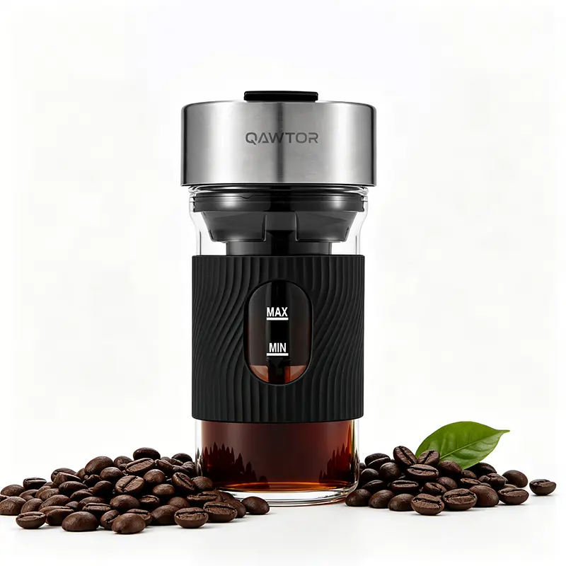 Qawtor Portable Electric Cold Brew Coffee Maker, USB-Powered Fast Cold Brew Machine Ready in Under 15 Minutes, Compact Iced Coffee Brewer with Measuring Spoon, Funnel & Cleaning Brush for Home, Office & Travel