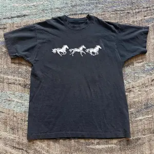 Gildan Men's And Women's T-Shirt, Horse Graphic Tee, Animal Tee, Unisex Vintage Graphic Tees Gothic Grunge Y2k Emo Scene Amity Affliction Style Clothes Men Women Streetwear Summer