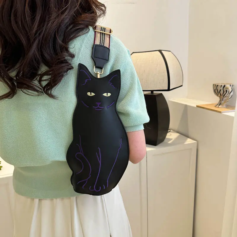 Cute Cat Lady Crossbody Bag for Women - Simple PU Leather Shoulder Bag - Kawaii Cat Print Small Messenger Bag - Trendy Casual Everyday Handbag for Cat Lovers
