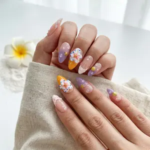 Handcrafted three-dimensional carved shell marine-style detachable wearable armor, press-down 10 pcs cute style 3D fake nails, exquisite craftsmanship, imitating classic French manicure, lustrous, suitable for parties, beaches, and spring occasions