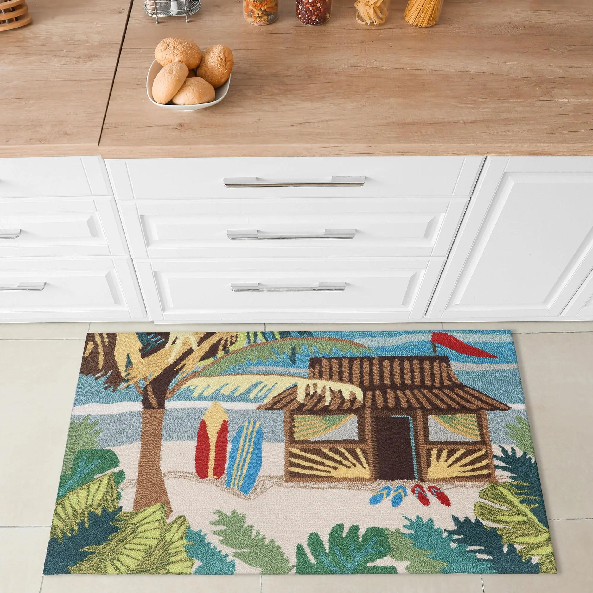 Lush Decor Frontporch Hand-Tufted Durable Decorative Rug - Indoor/Outdoor Polyester/Acrylic, Transitional Floral Nautical Nature Design, Water-Resistant UV-Protected Multi Mat, 0.375" Pile Height for Entryways Bathroom (Tiki Hut)