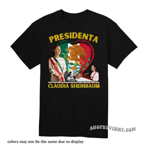 PRESIDENTA CLAUDIA SHEINBAUM T-Shirt - Raza - Unisex Crewneck - Black - Casual - Shortsleeve, Top, Man, Unisex